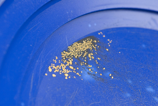 Gold vom Goldwaschen
